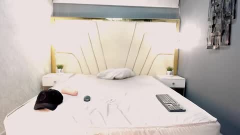 Snapshot of morenitodigno chatting on 12, 10, 2025 Mmorenito online show from 12, 10, 2025