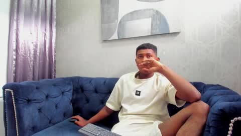 Snapshot of morenitodigno chatting on 1, 11, 2025 Mmorenito online show from 1, 11, 2025