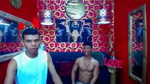 Snapshot of morenoblack23cm chatting on 3, 12, 2024 duohot23 online show from 3, 12, 2024