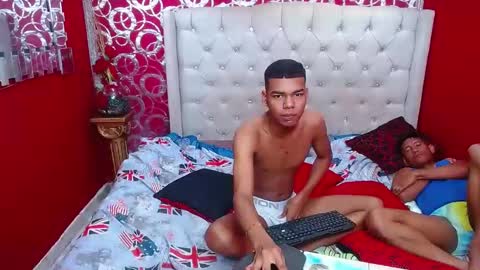 Snapshot of morenoblack23cm chatting on 22, 1, 2025 duohot23 online show from 22, 1, 2025