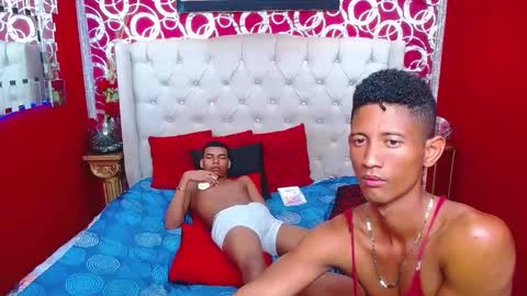 Snapshot of morenoblack23cm chatting on 19, 2, 2025 duohot23 online show from 19, 2, 2025