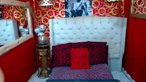 duohot23 online show from 18, 10, 2025