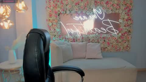 Snapshot of morganhicks chatting on 11, 2, 2026 Morgan Hicks online show from 11, 2, 2026