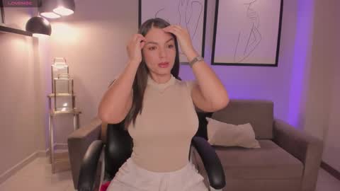 Snapshot of morganhicks chatting on 25, 3, 2026 Morgan Hicks online show from 25, 3, 2026