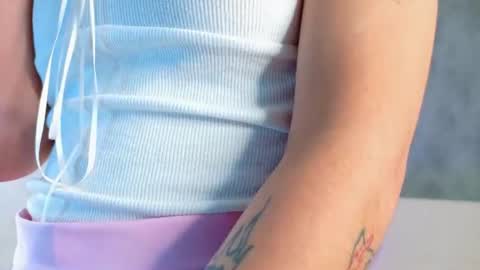 Emilia online show from 9, 7, 2026