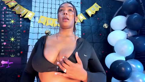 Snapshot of morochaa_fire chatting on 1, 1, 2025 Morocha online show from 1, 1, 2025