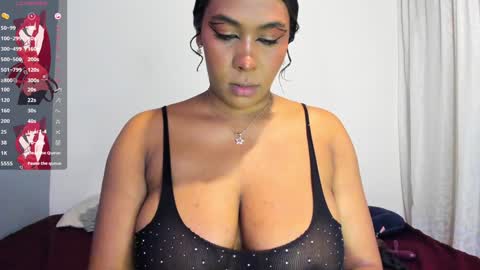 Snapshot of morochaa_fire chatting on 8, 2, 2025 Morocha online show from 8, 2, 2025