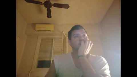 Snapshot of morocho777 chatting on 19, 11, 2025 Bruno online show from 19, 11, 2025