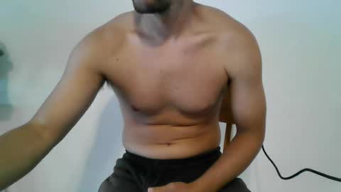 Snapshot of mortimer2080 chatting on 18, 11, 2025 mortimer2080 online show from 18, 11, 2025