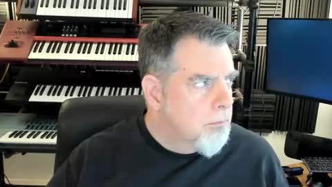 Snapshot of mostly_unbothered chatting on 15, 11, 2025 mostly_unbothered online show from 15, 11, 2025