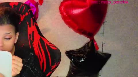 Snapshot of moto_ponchik chatting on 21, 2, 2026 Kris online show from 21, 2, 2026