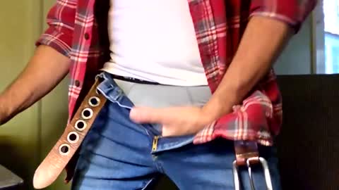 Snapshot of mountainmanny chatting on 17, 10, 2025 Manny online show from 17, 10, 2025