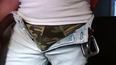 Snapshot of mountainmanny chatting on 12, 11, 2025 Manny online show from 12, 11, 2025