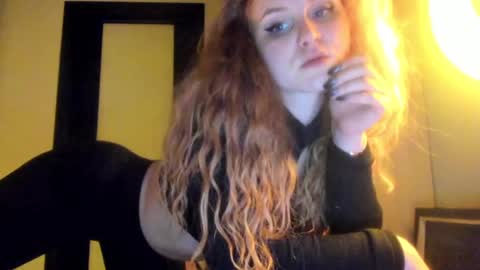 Snapshot of moviestar_ chatting on 20, 12, 2024 Eva online show from 20, 12, 2024