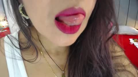 Snapshot of moxa_hot chatting on 24, 2, 2026 moxa hot online show from 24, 2, 2026