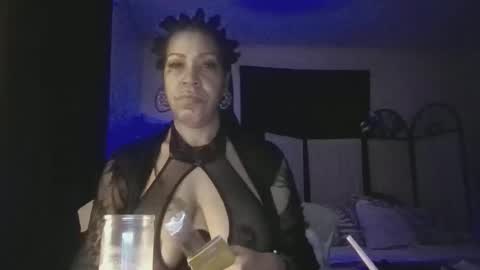 Snapshot of moxxxieg chatting on 7, 4, 2026 moxxxieg online show from 7, 4, 2026