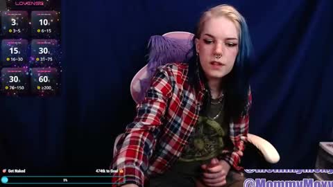 Snapshot of moxynverve chatting on 2, 5, 2026 Moxy online show from 2, 5, 2026