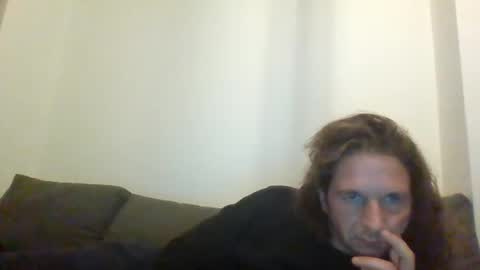 Snapshot of moz87 chatting on 5, 12, 2024 moz87 online show from 5, 12, 2024