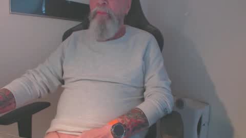 mr_boombastic2021 online show from 12, 9, 2025