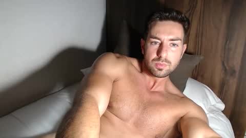 Snapshot of mr_canarias chatting on 14, 4, 2026 Mr Canarias online show from 14, 4, 2026