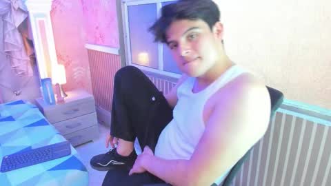 Charlie and Salo online show from 4, 2, 2026