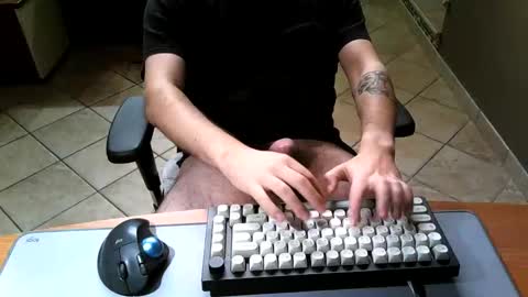 Snapshot of mr_kaa chatting on 19, 11, 2025 mr_kaa online show from 19, 11, 2025