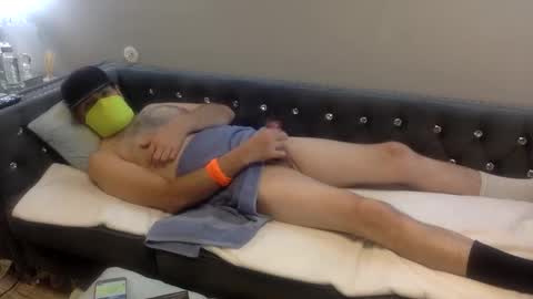 Snapshot of mr_little_1 chatting on 15, 5, 2026 property of ....... online show from 15, 5, 2026