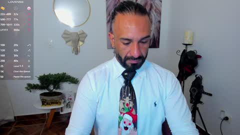 mr_maik22 online show from 12, 12, 2024