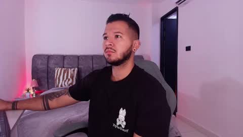 MIKEE online show from 17, 1, 2026