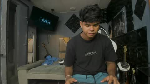 mr_mois online show from 13, 4, 2026