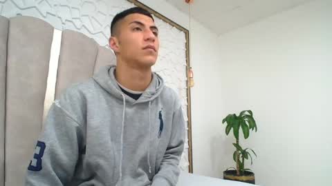 Mr Porn  online show from 14, 4, 2026