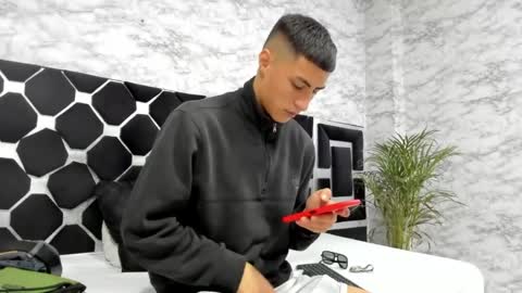 Mr Porn  online show from 18, 4, 2026