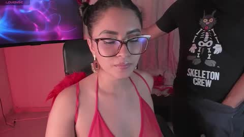 Mr.  Mrs. Smith  online show from 20, 9, 2025