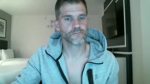 Snapshot of mrasstastix chatting on 18, 10, 2025 MrAsstastix online show from 18, 10, 2025