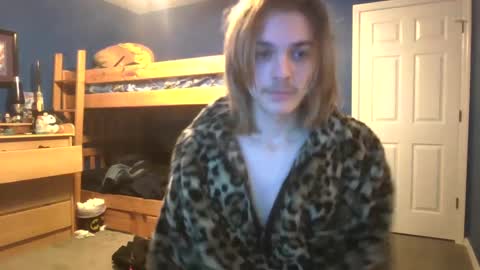 Snapshot of mratheman chatting on 3, 12, 2024 Ant online show from 3, 12, 2024