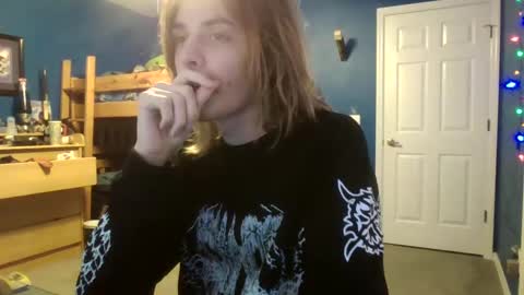 Snapshot of mratheman chatting on 1, 1, 2025 Ant online show from 1, 1, 2025
