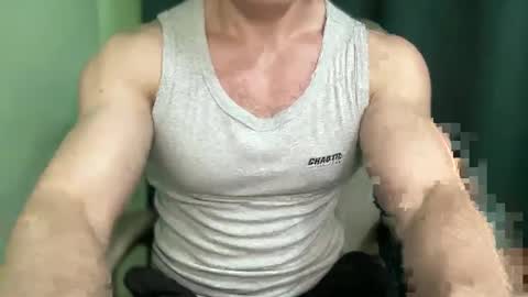 Snapshot of mrbiceps_23 chatting on 13, 12, 2024 Mrbiceps23 online show from 13, 12, 2024