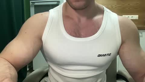 Snapshot of mrbiceps_23 chatting on 31, 1, 2025 Mrbiceps23 online show from 31, 1, 2025