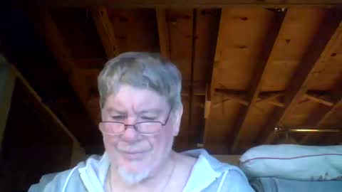 Snapshot of mrblade666 chatting on 6, 4, 2026 mrblade666 online show from 6, 4, 2026
