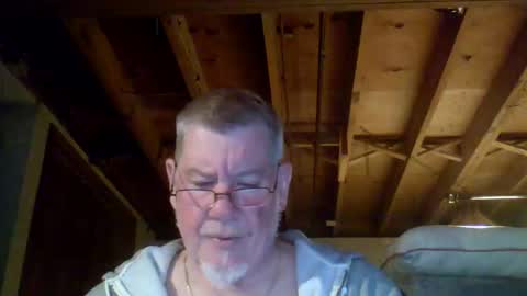 Snapshot of mrblade666 chatting on 28, 4, 2026 mrblade666 online show from 28, 4, 2026