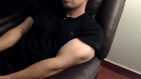 Snapshot of mrbree chatting on 4, 4, 2026 Mr Bree online show from 4, 4, 2026