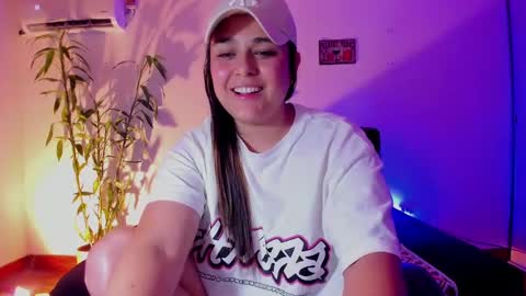 Laura online show from 20, 12, 2024