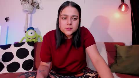 Snapshot of mrbuu_ chatting on 19, 2, 2026 Laura online show from 19, 2, 2026