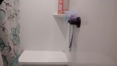 Snapshot of mrdee684945 chatting on 9, 11, 2025 mrdee684945 online show from 9, 11, 2025