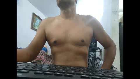 Snapshot of mrdongato01 chatting on 4, 1, 2025 Gato online show from 4, 1, 2025