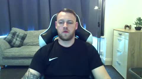 Snapshot of mrengland86566 chatting on 7, 3, 2026 mrengland86566 online show from 7, 3, 2026