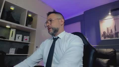 Snapshot of mrfrank_tattoo chatting on 22, 11, 2025 MrFrank. online show from 22, 11, 2025