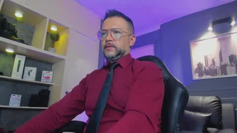 Snapshot of mrfrank_tattoo chatting on 17, 12, 2025 MrFrank. online show from 17, 12, 2025