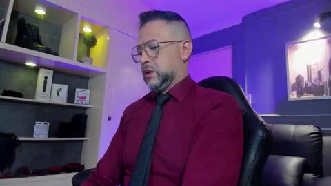 Snapshot of mrfrank_tattoo chatting on 6, 1, 2026 MrFrank. online show from 6, 1, 2026