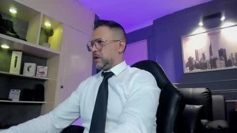 Snapshot of mrfrank_tattoo chatting on 12, 1, 2026 MrFrank. online show from 12, 1, 2026